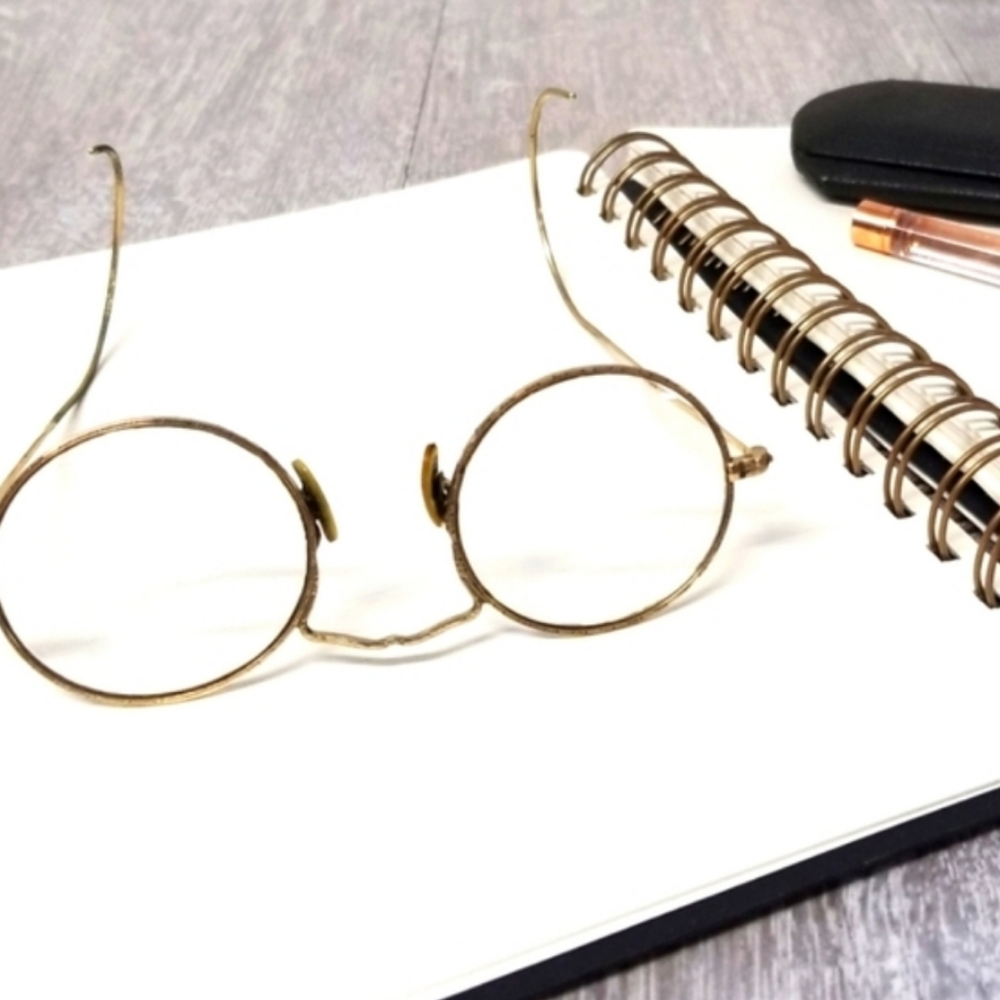 AO Cortland Antique gold wire rims glasses - Picture 5 of 10